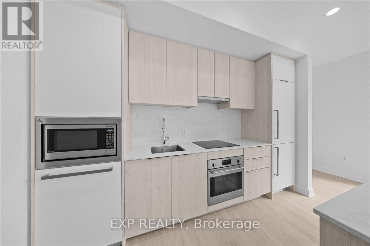 #304 - 74 Nicholas Street Property Photo 9
