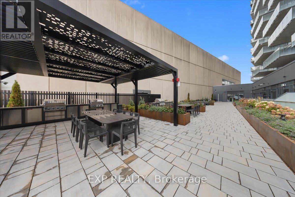 #304 - 74 Nicholas Street Property Photo 28