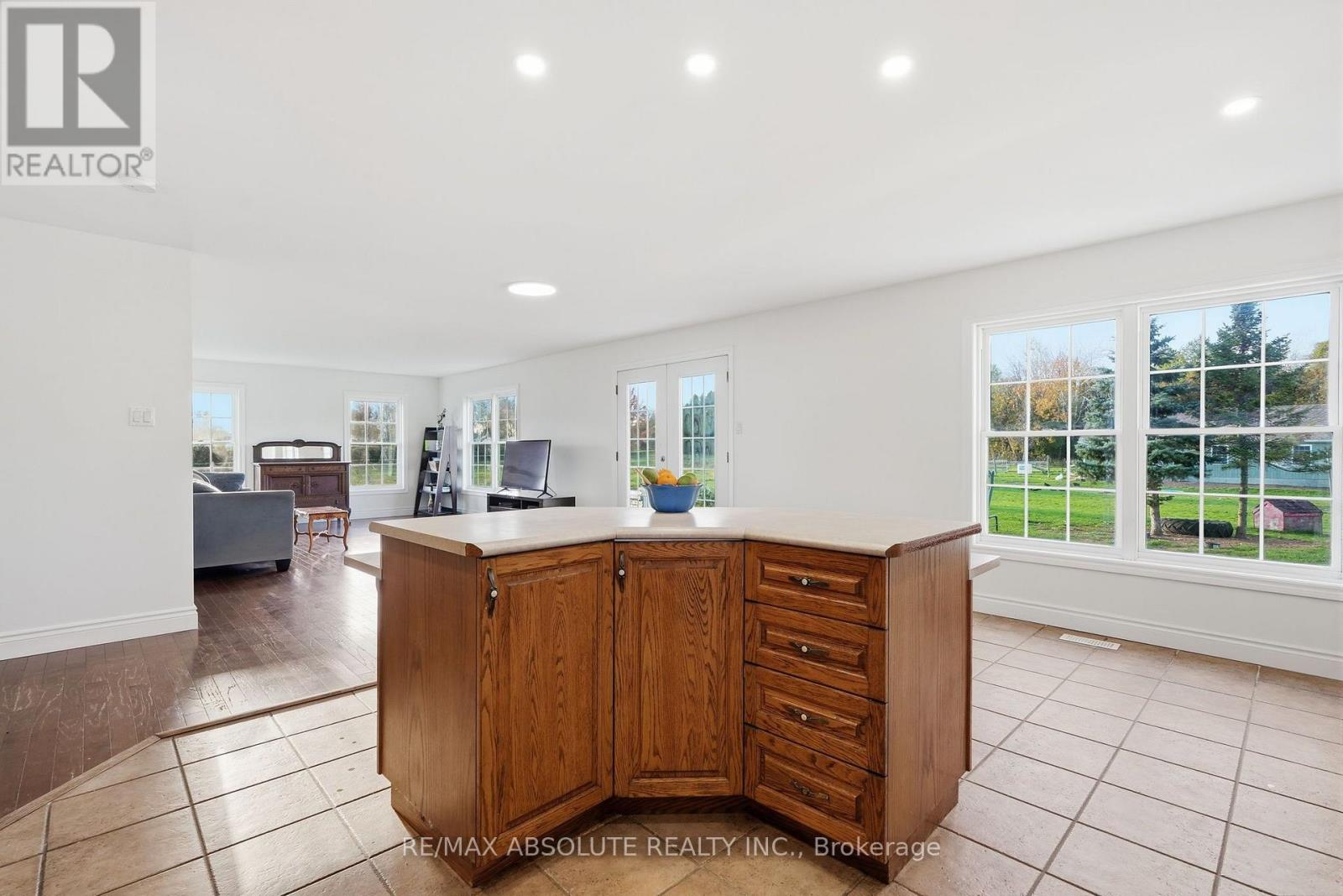 13233 Ferguson Road Property Photo 10