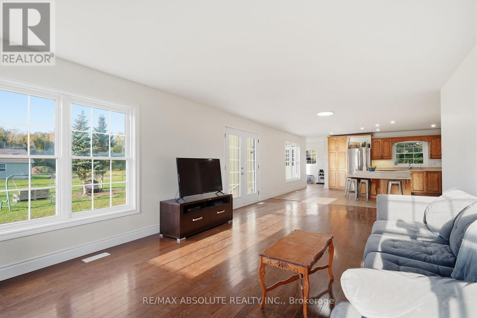 13233 Ferguson Road Property Photo 11