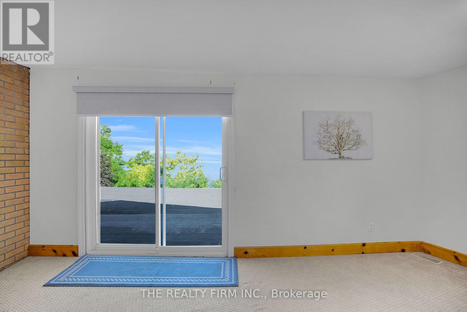 3692 Beverly Glen Property Photo 28