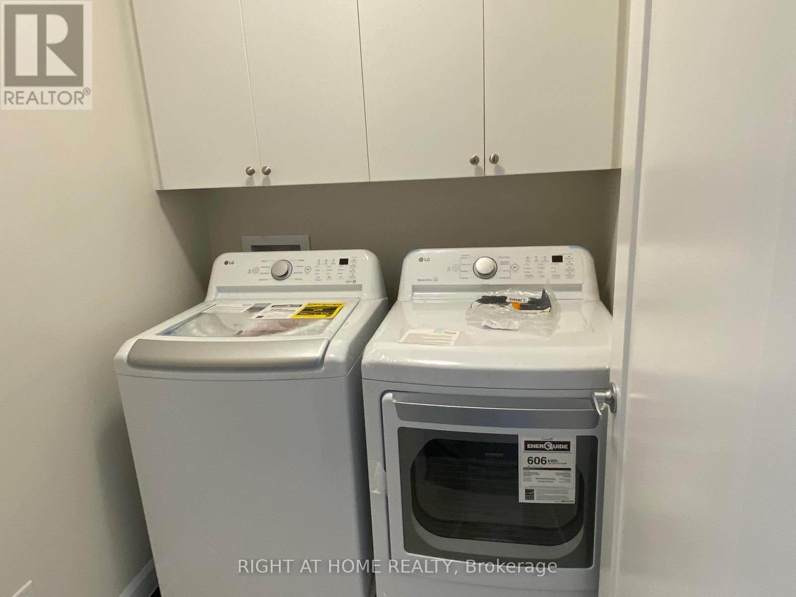 608 Moonflower Crescent Property Photo 17