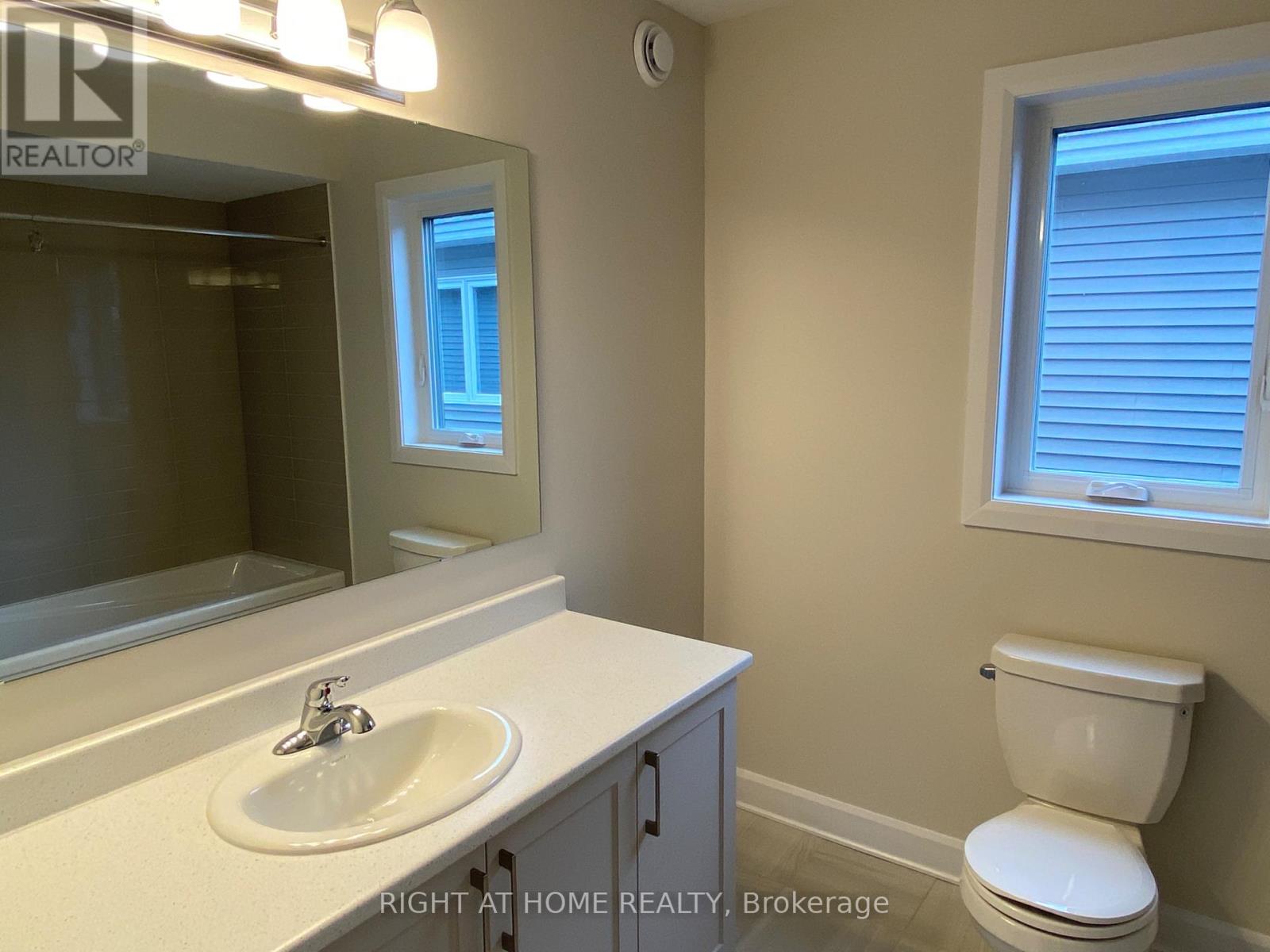 608 Moonflower Crescent Property Photo 26