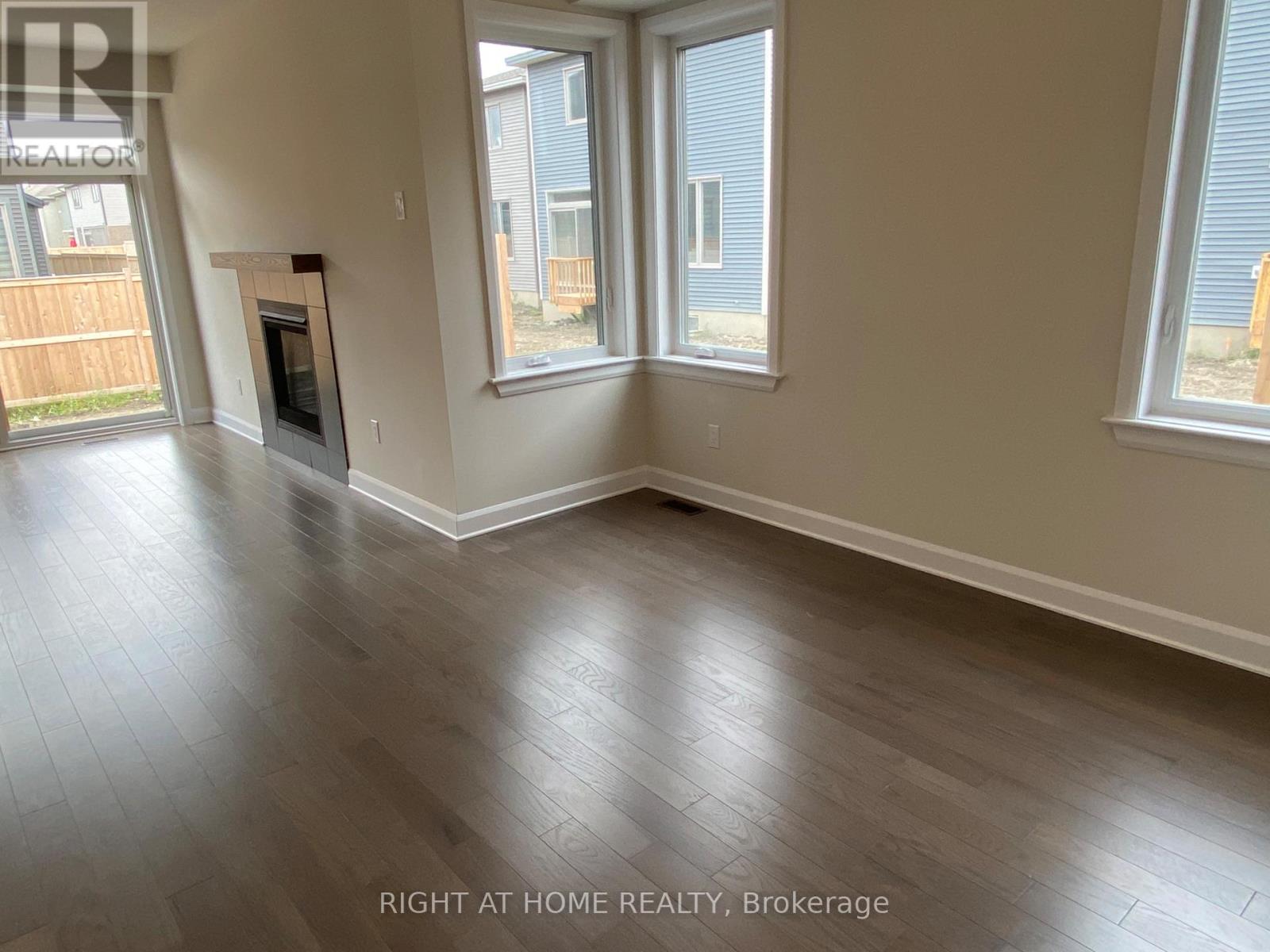 608 Moonflower Crescent Property Photo 30