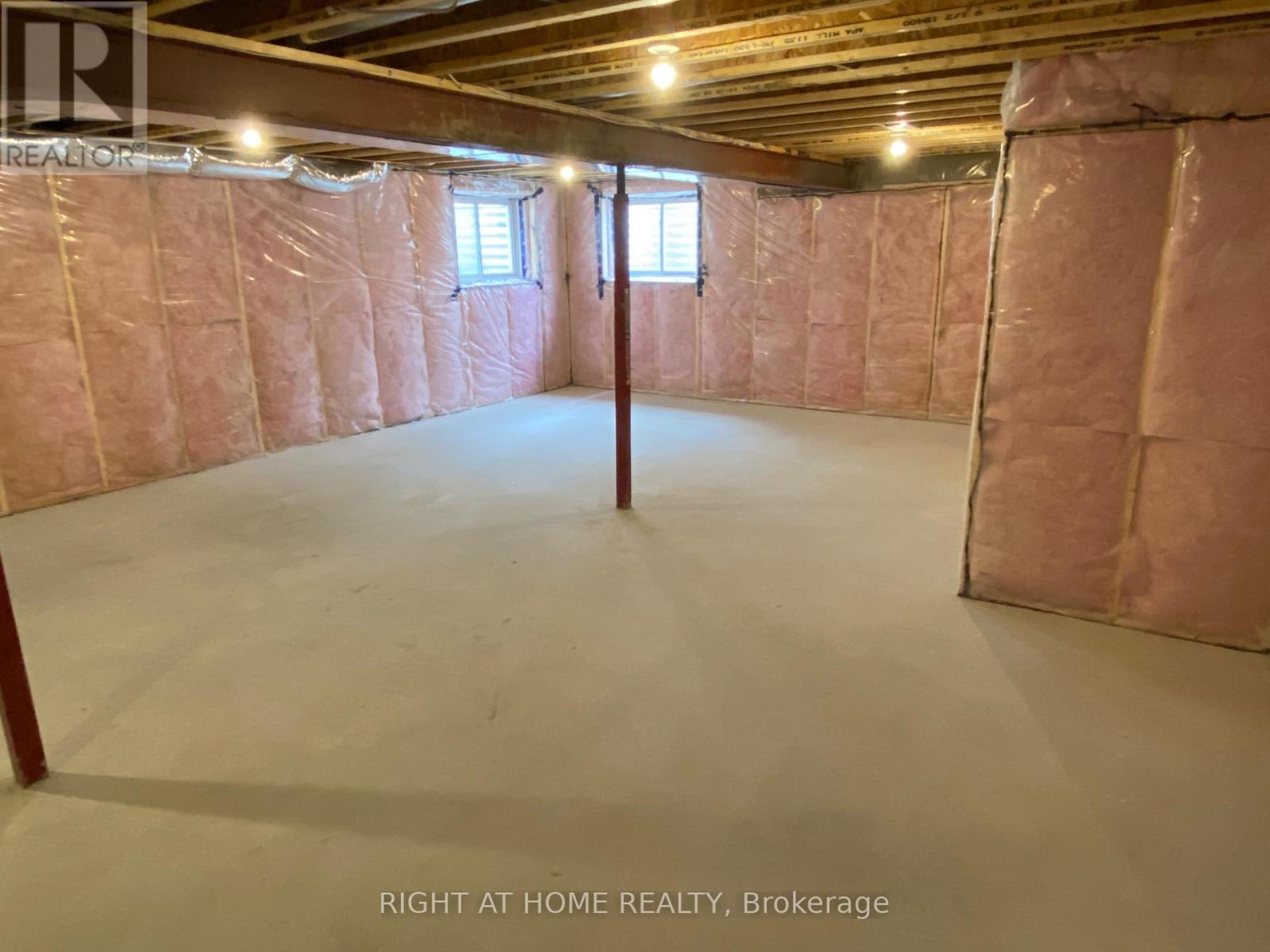 608 Moonflower Crescent Property Photo 32