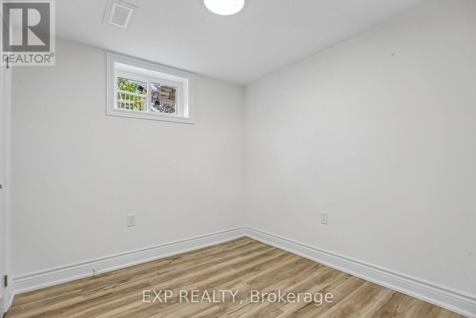 Lower - 156 E36th Street Property Photo 16