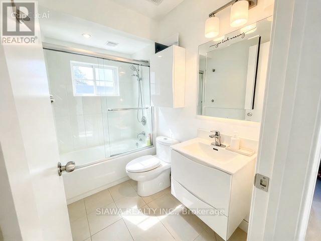 196 - 700 Osgoode Drive Property Photo 11