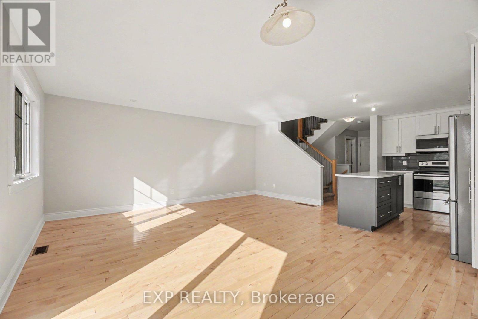 202 St Malo Place Property Photo 9