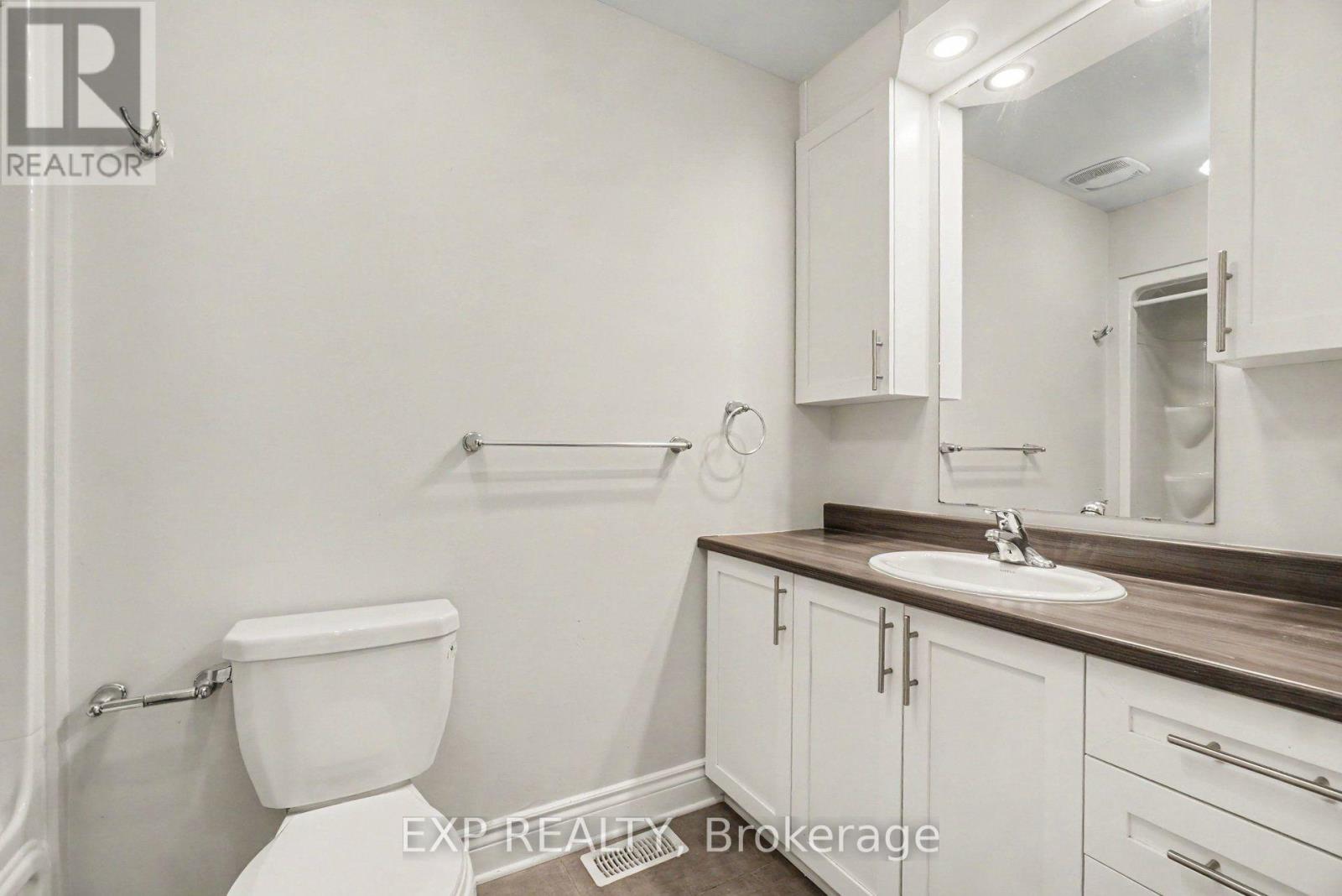 202 St Malo Place Property Photo 30