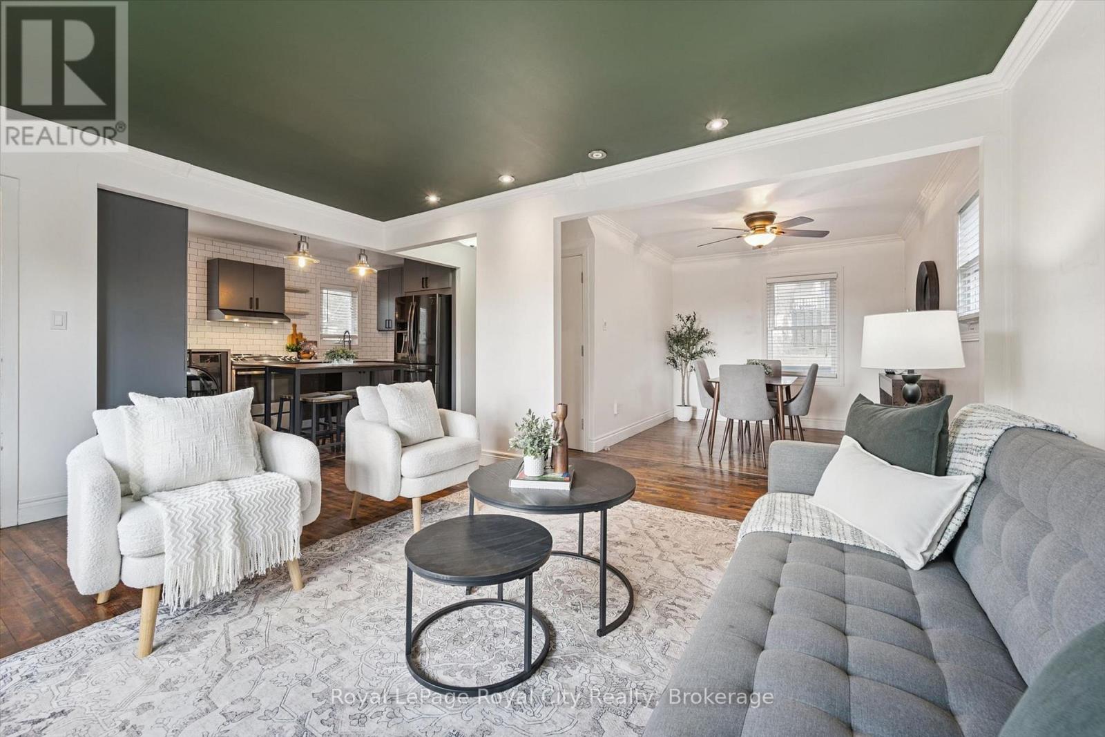 39 Ridgewood Avenue Property Photo 2