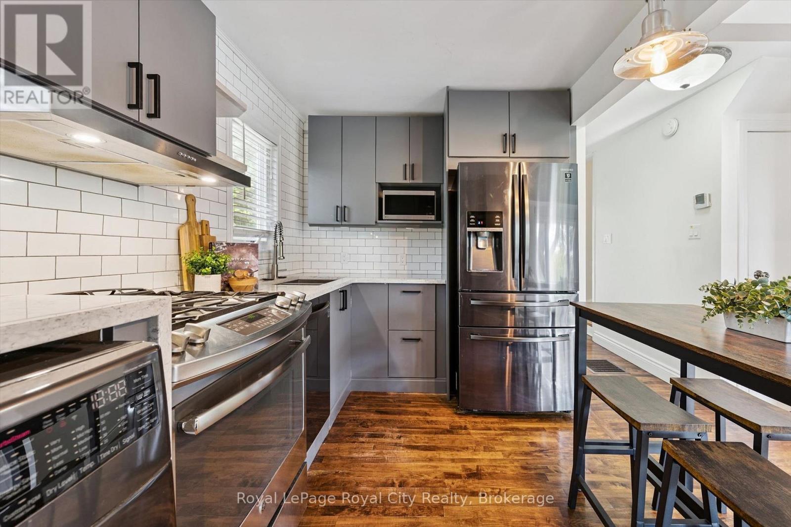 39 Ridgewood Avenue Property Photo 16