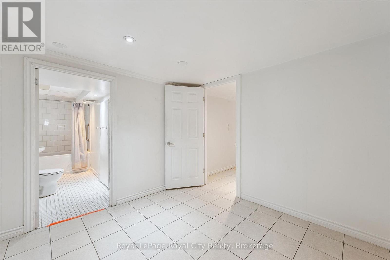 39 Ridgewood Avenue Property Photo 29