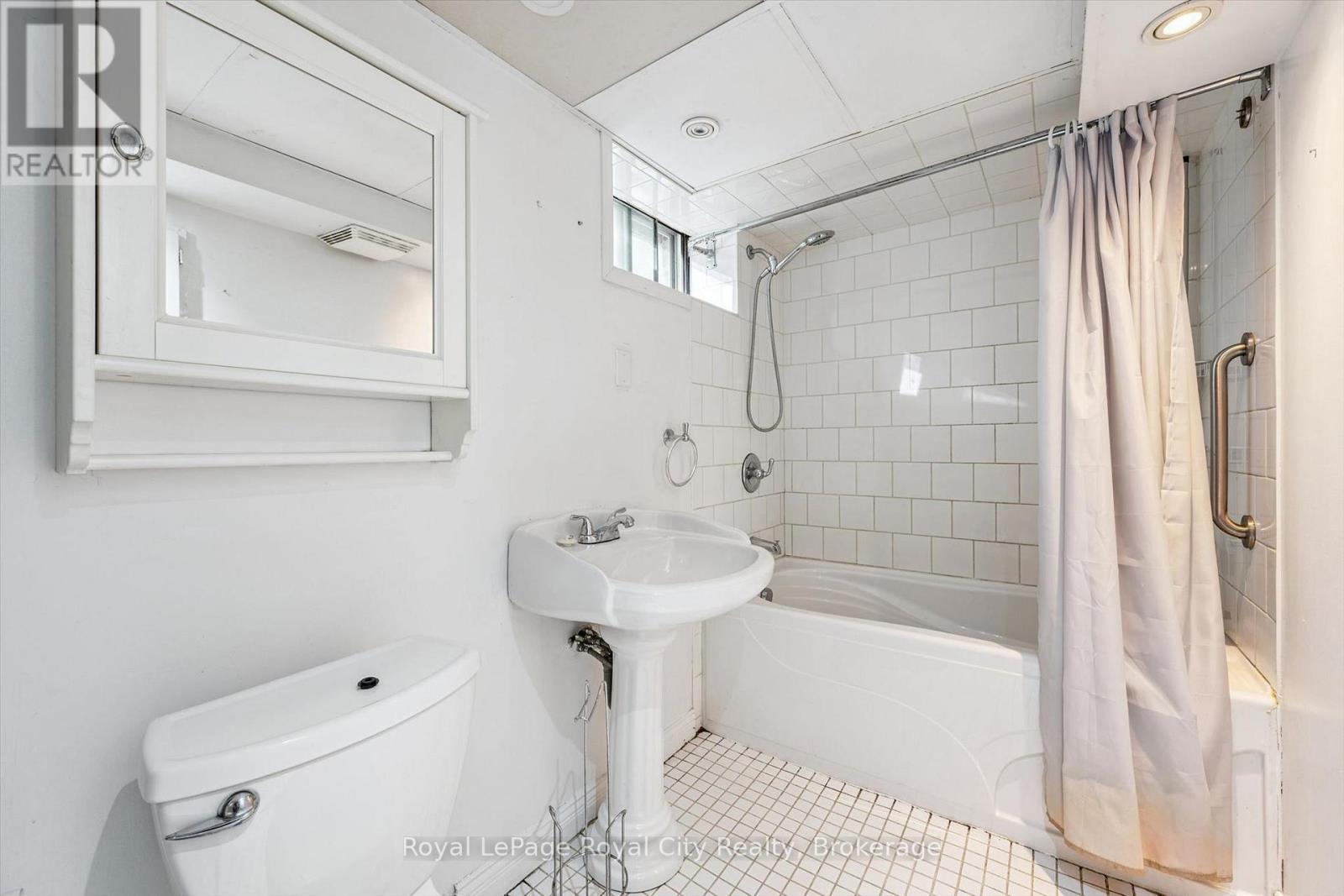39 Ridgewood Avenue Property Photo 30