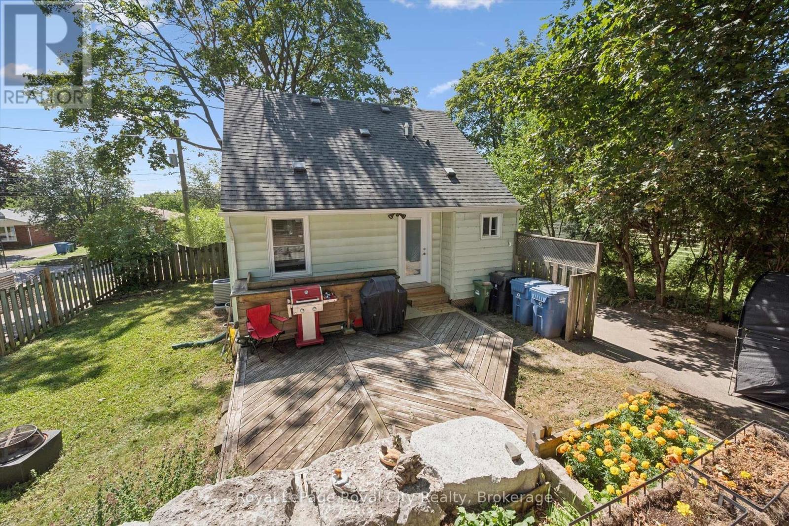 39 Ridgewood Avenue Property Photo 39
