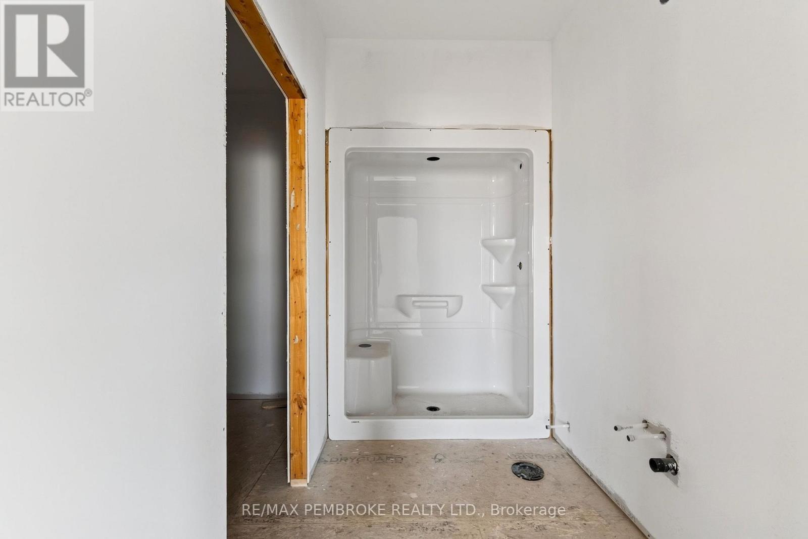 18 Durant Street Property Photo 28