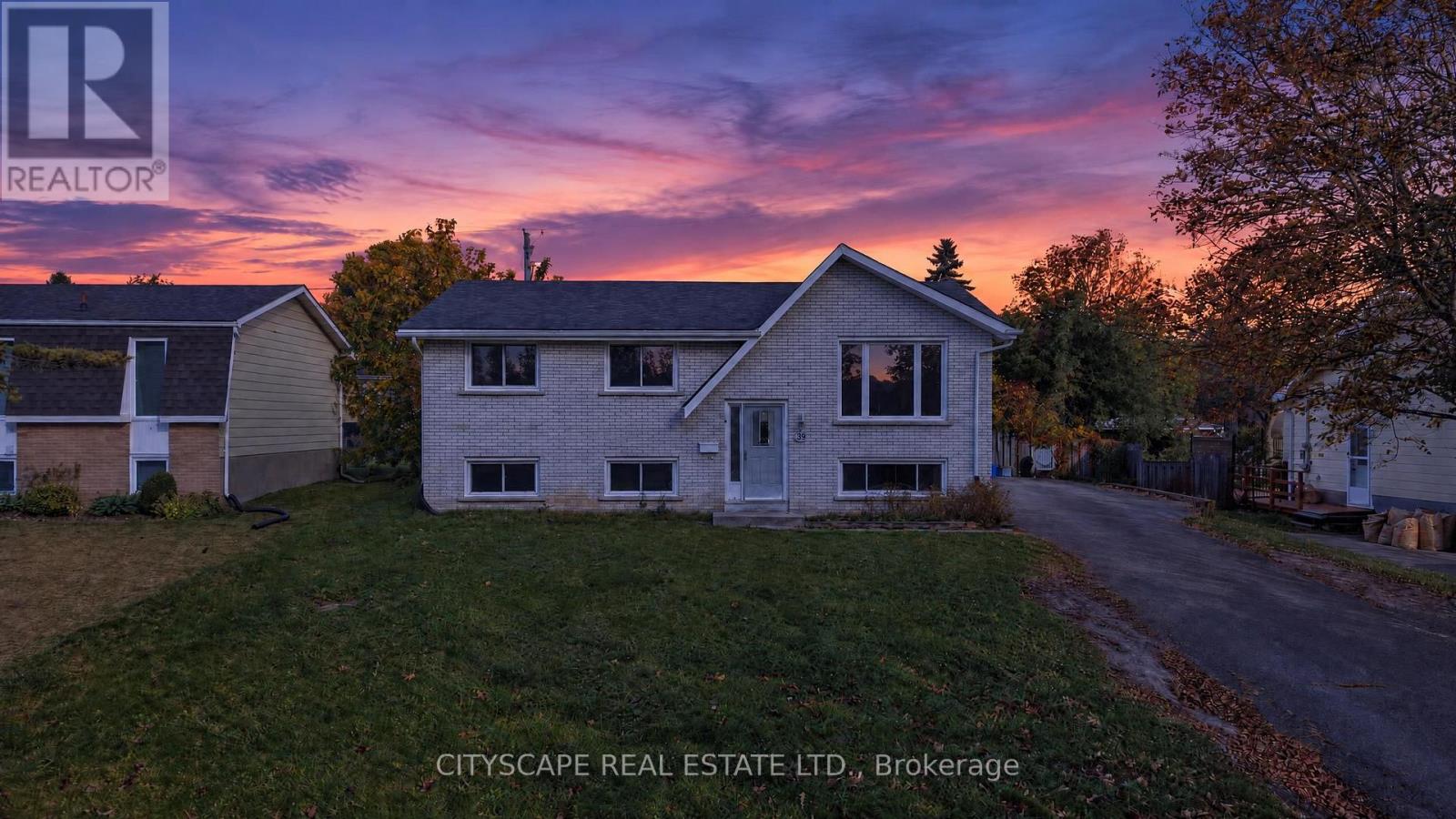 39 Huff Avenue Property Photo 2