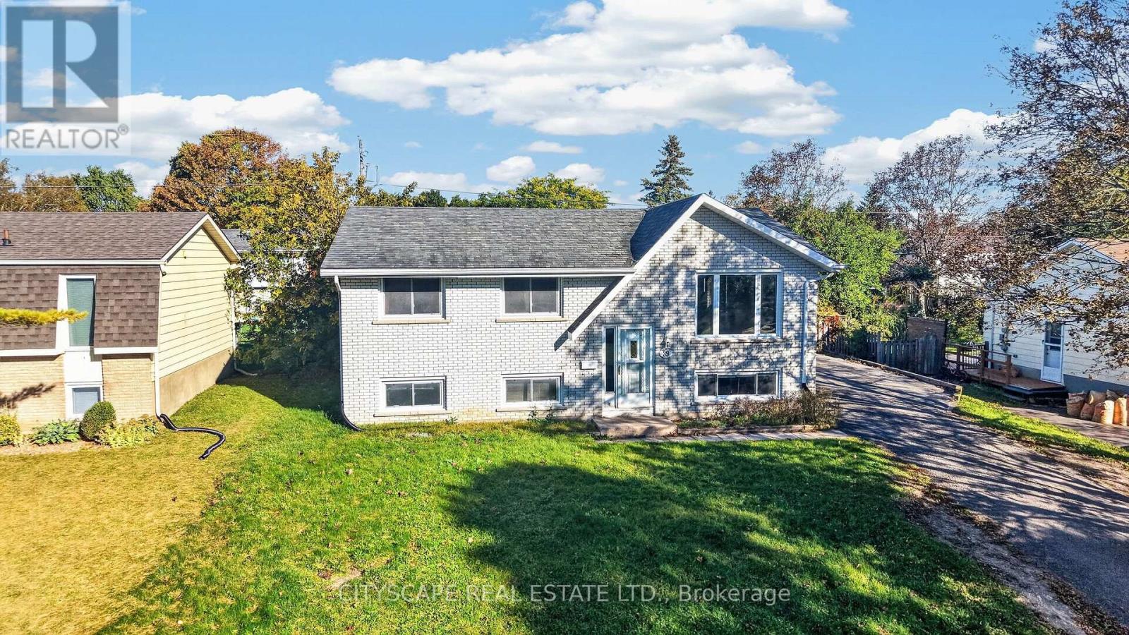 39 Huff Avenue Property Photo 3