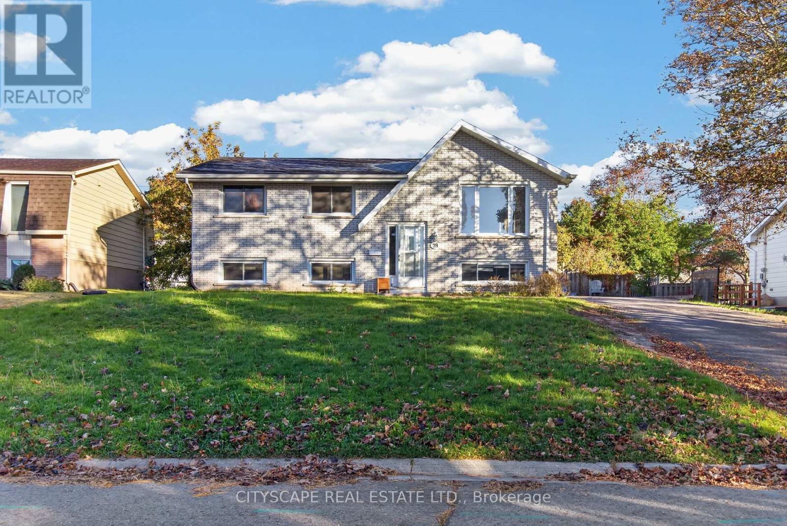 39 Huff Avenue Property Photo 10