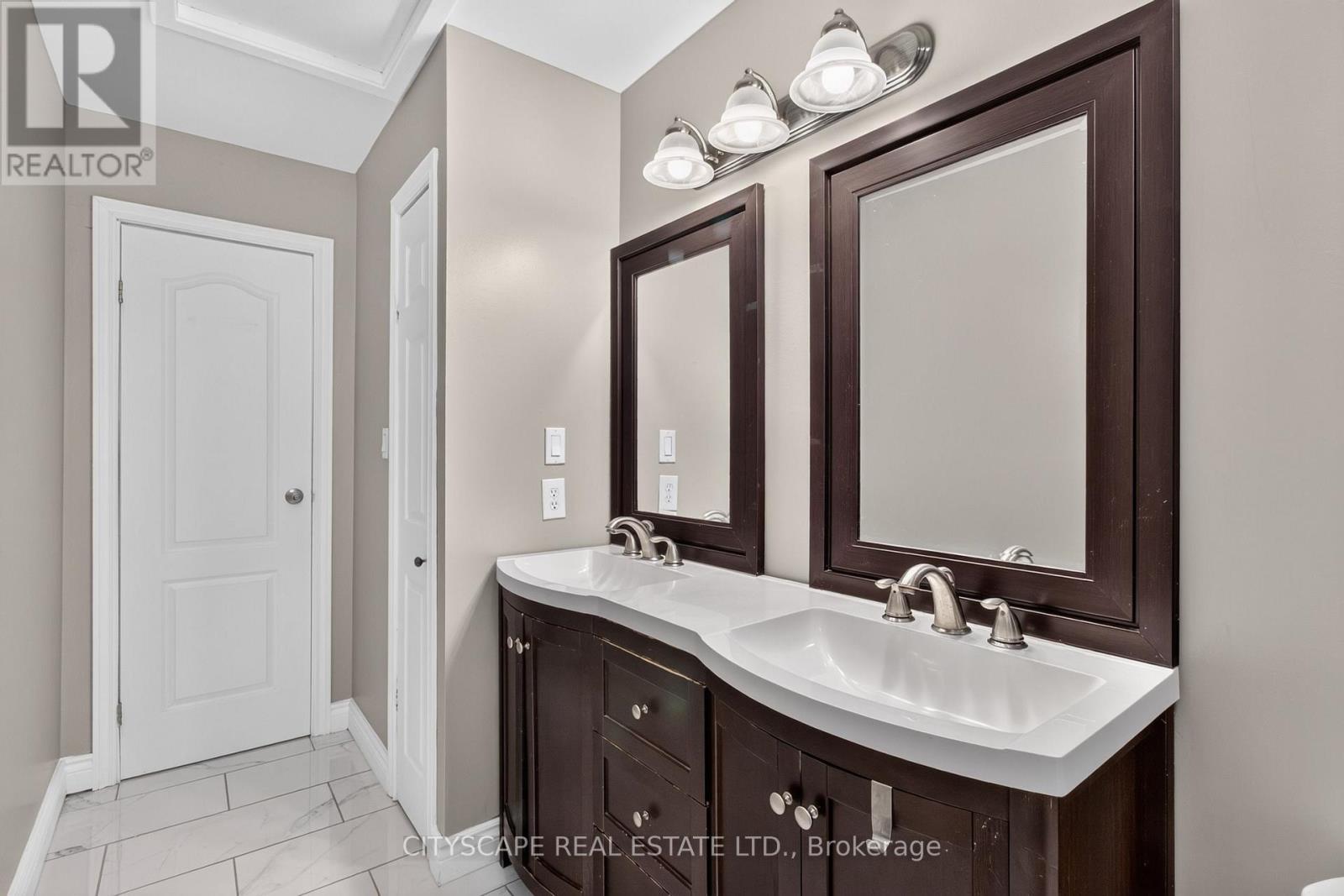 39 Huff Avenue Property Photo 33