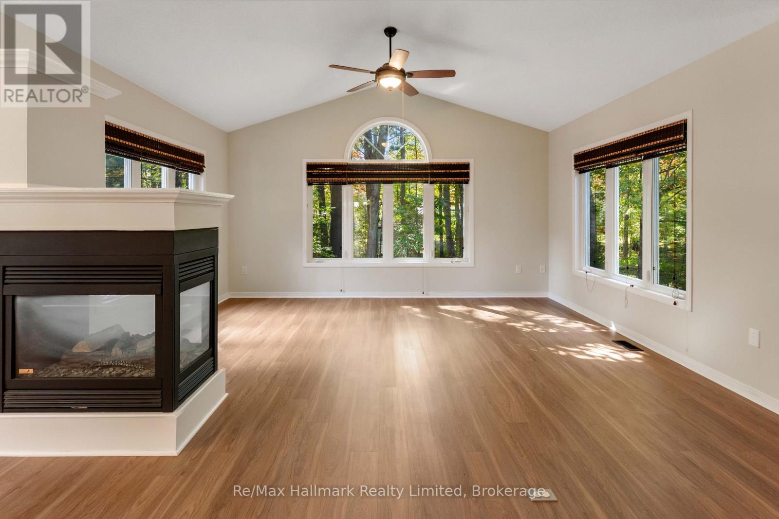 3 Woods Hollow Property Photo 15