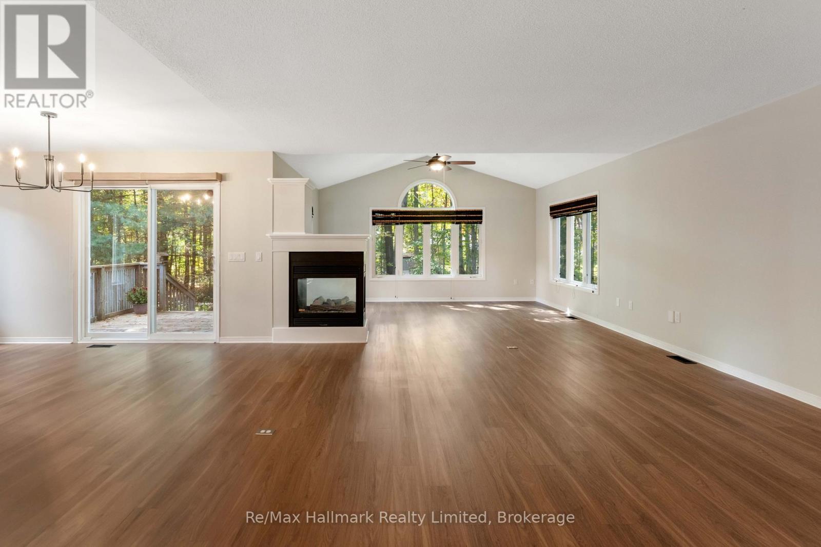 3 Woods Hollow Property Photo 17