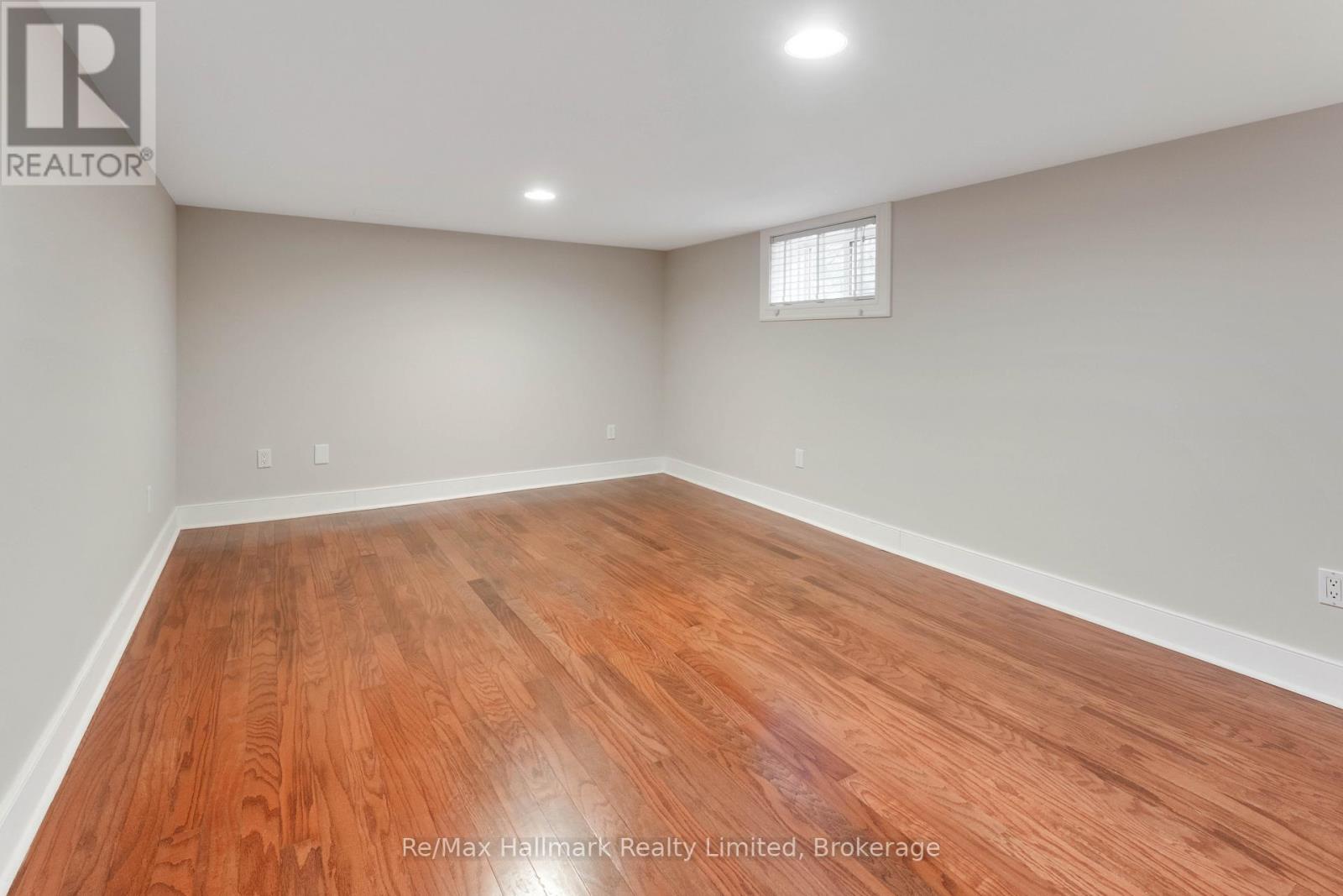 3 Woods Hollow Property Photo 32