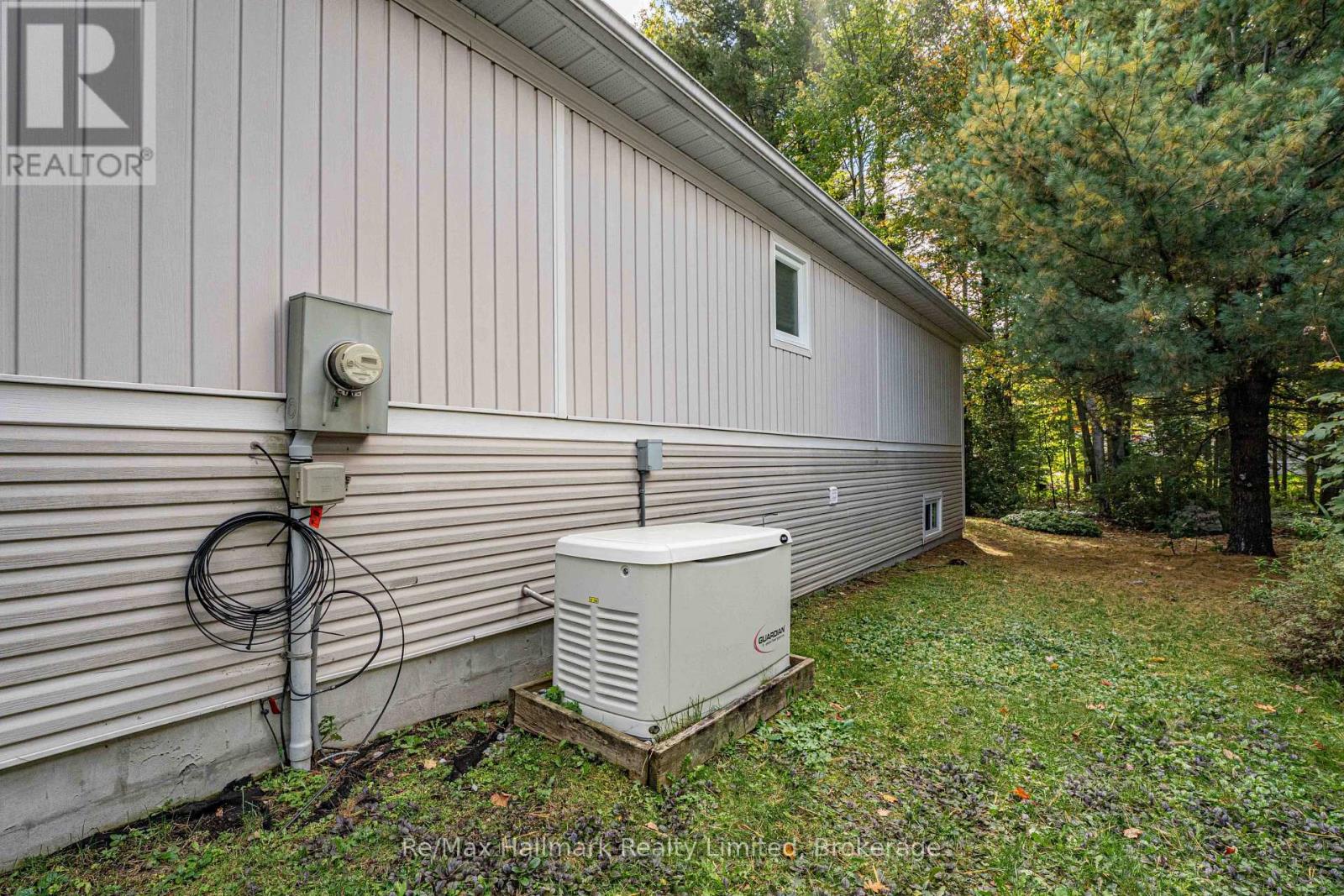 3 Woods Hollow Property Photo 37