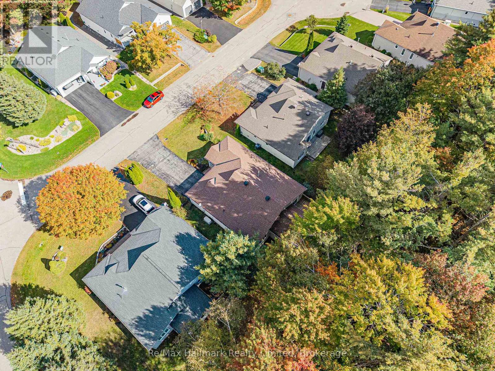 3 Woods Hollow Property Photo 46