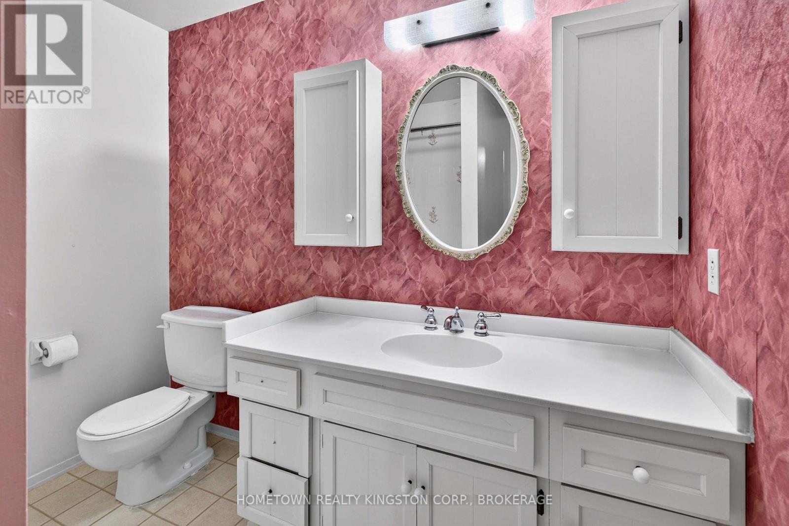 1096 Willowood Drive Property Photo 18