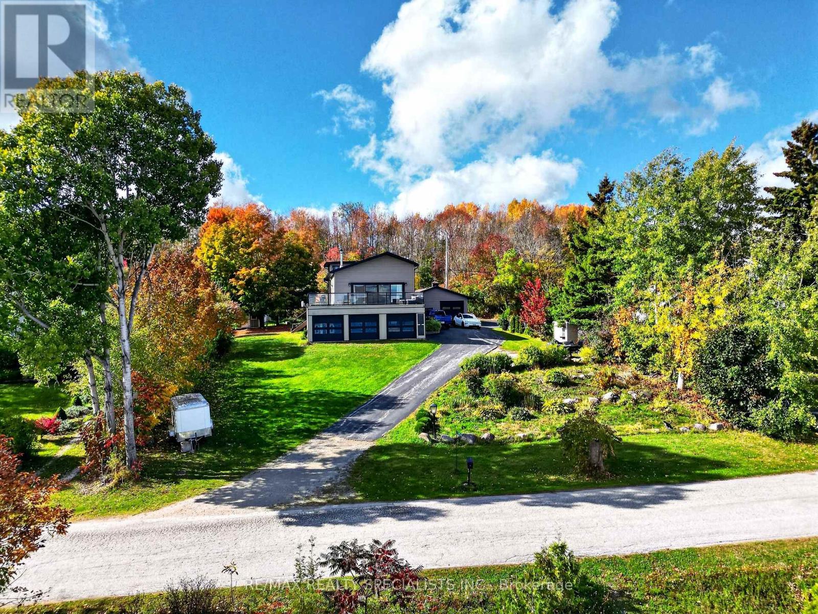 339520 Presqu'ile Road Property Photo 3