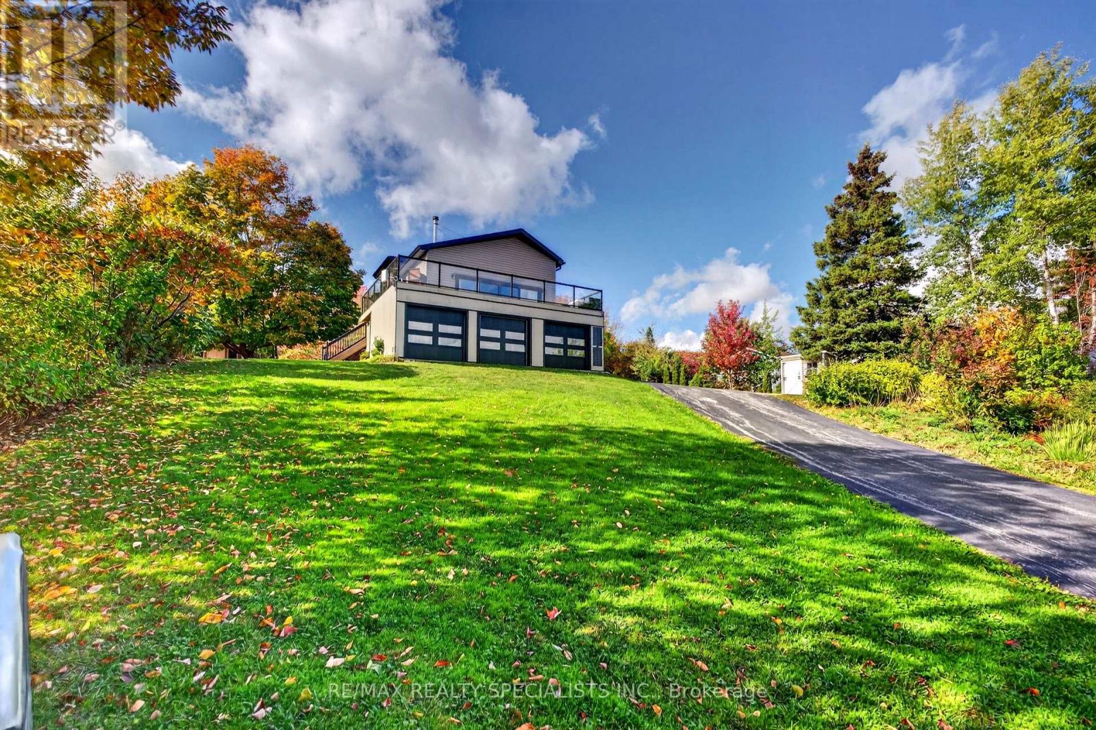 339520 Presqu'ile Road Property Photo 11