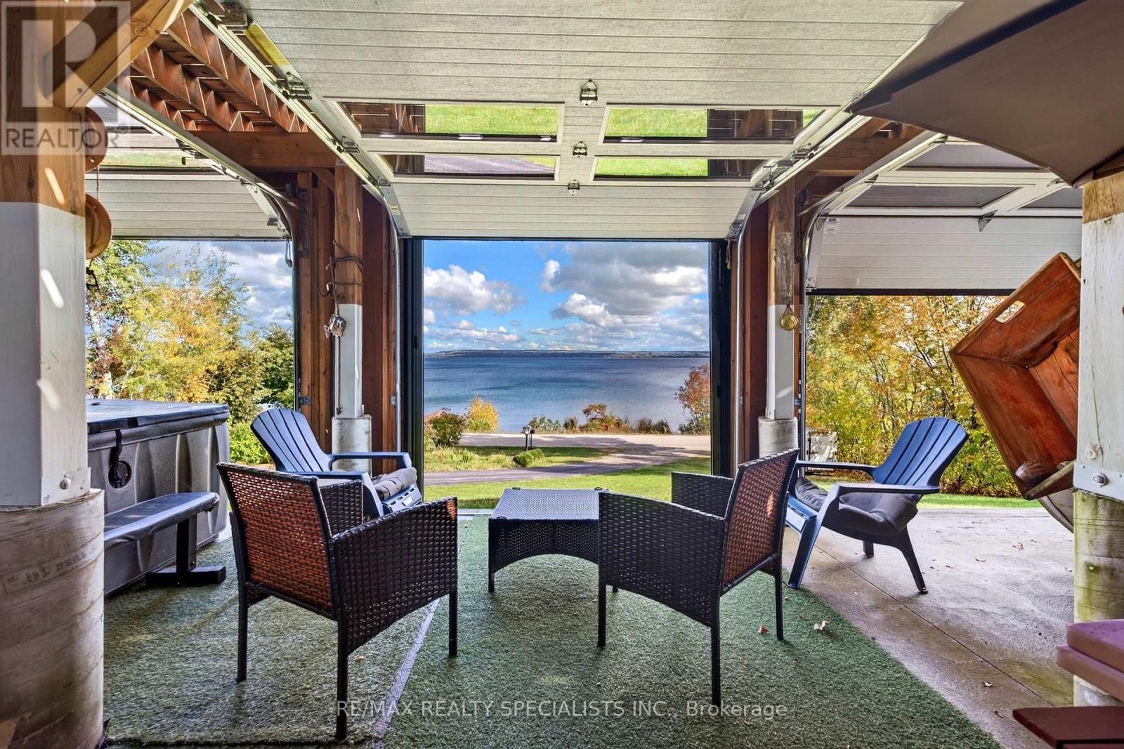 339520 Presqu'ile Road Property Photo 16