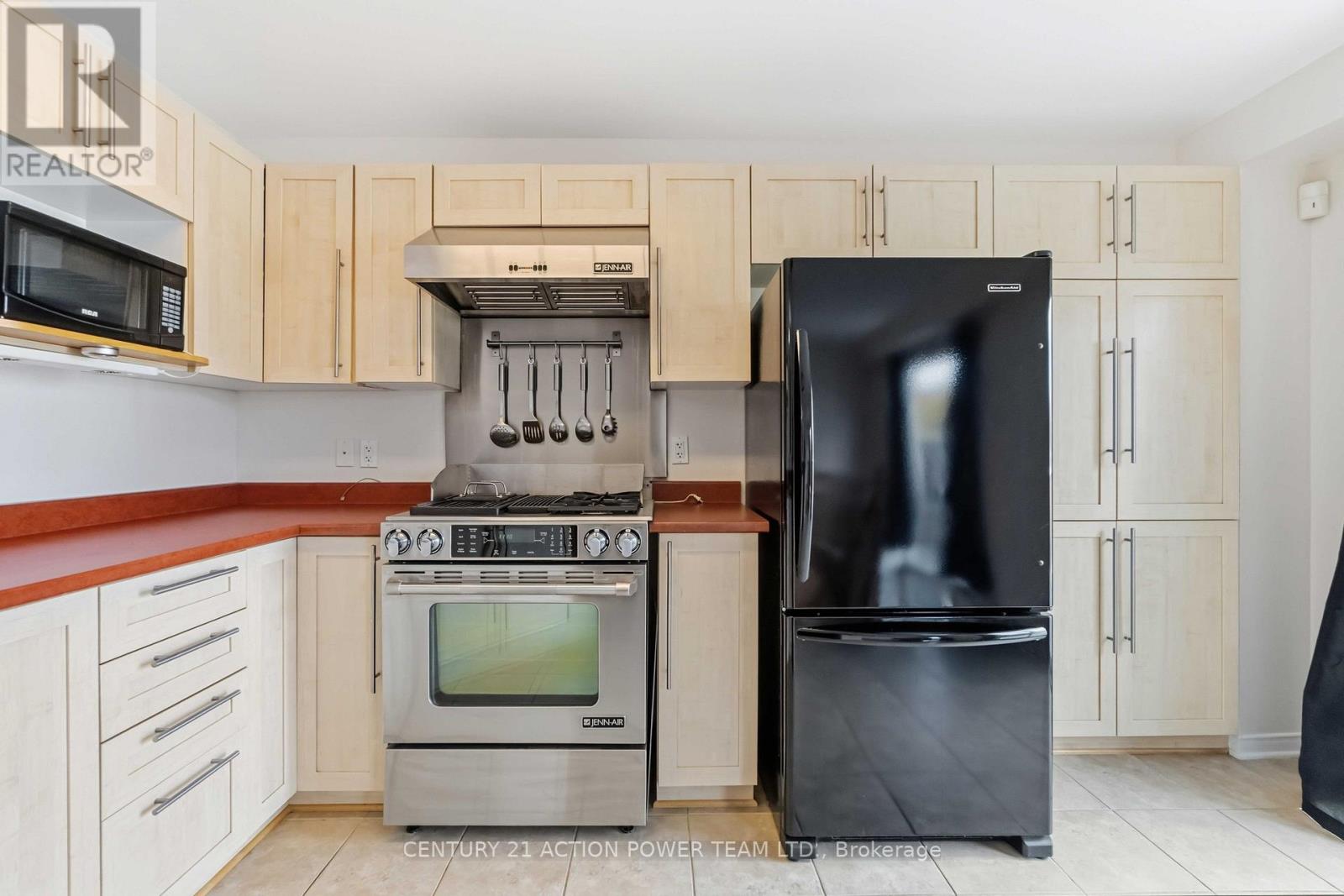 2087 Valin Street Property Photo 9