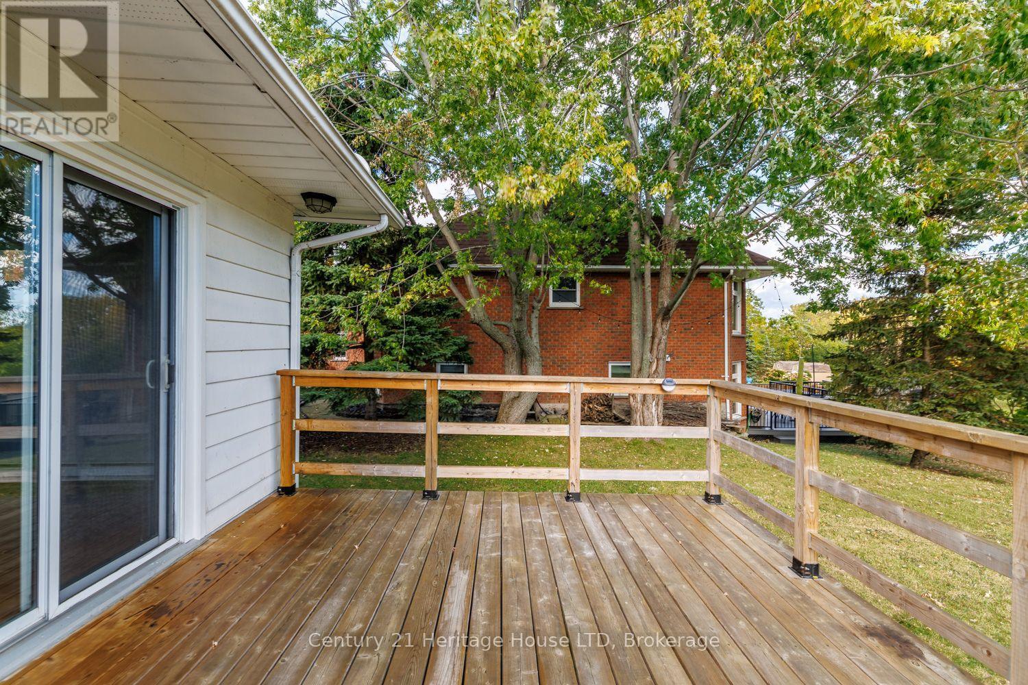 346 Albany Street Property Photo 14
