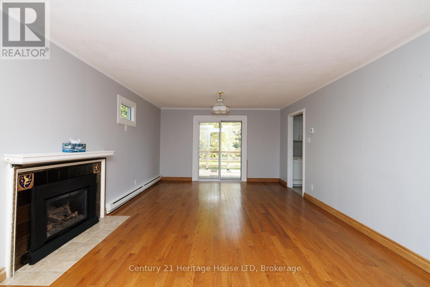 346 Albany Street Property Photo 24