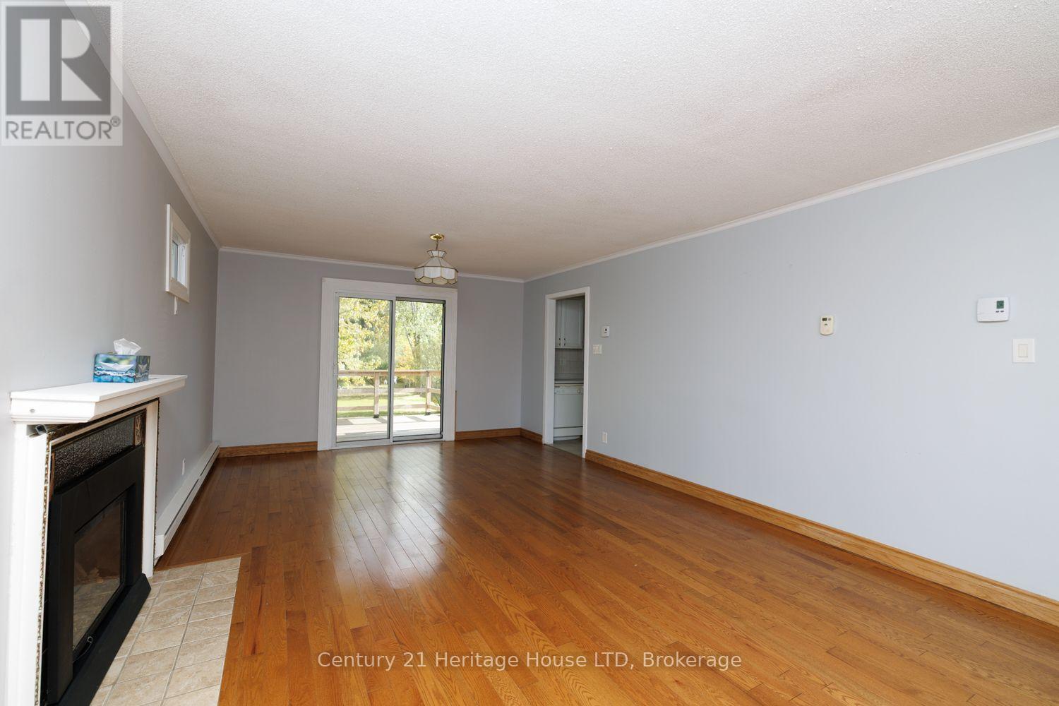346 Albany Street Property Photo 25