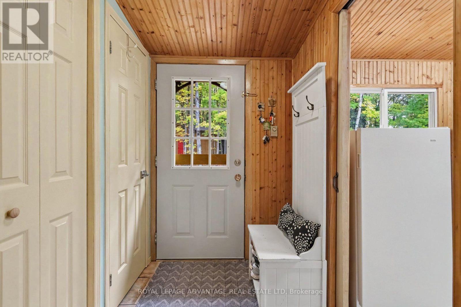 2674 Smith Road Property Photo 4