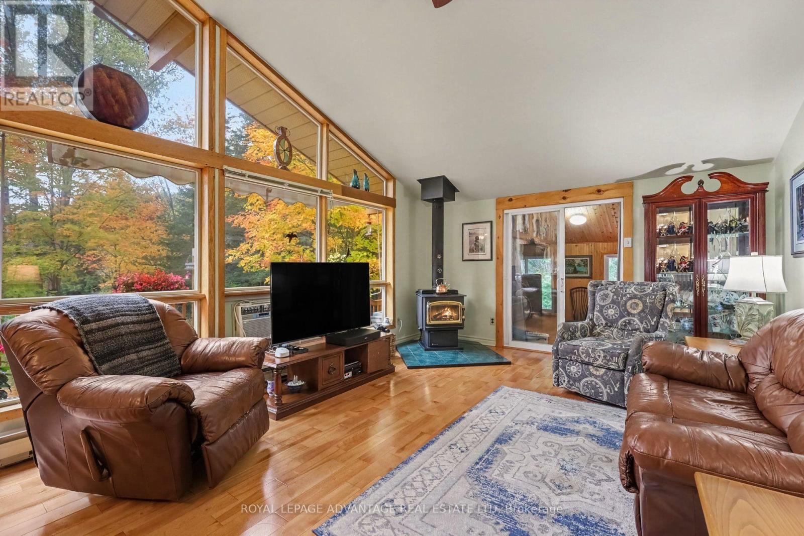 2674 Smith Road Property Photo 5