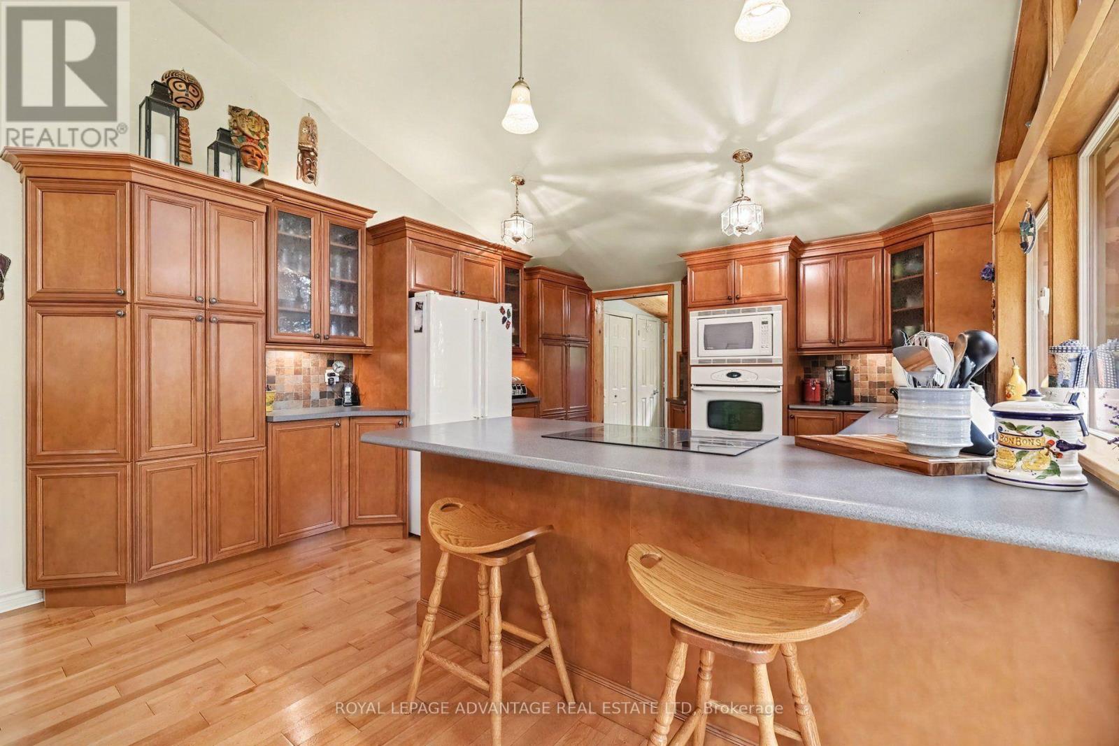 2674 Smith Road Property Photo 11
