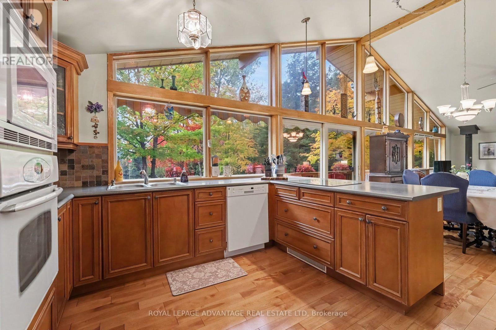 2674 Smith Road Property Photo 12