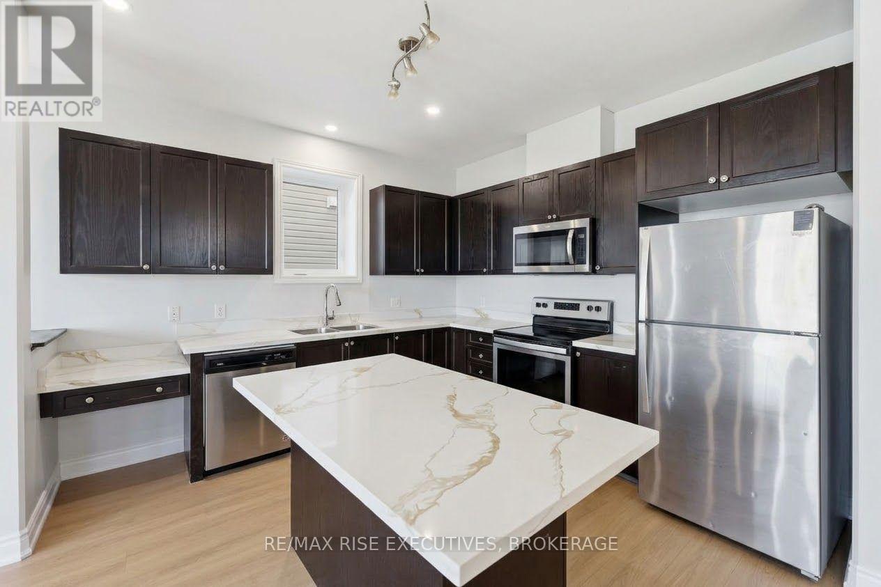 567 Beth Crescent Property Photo 12