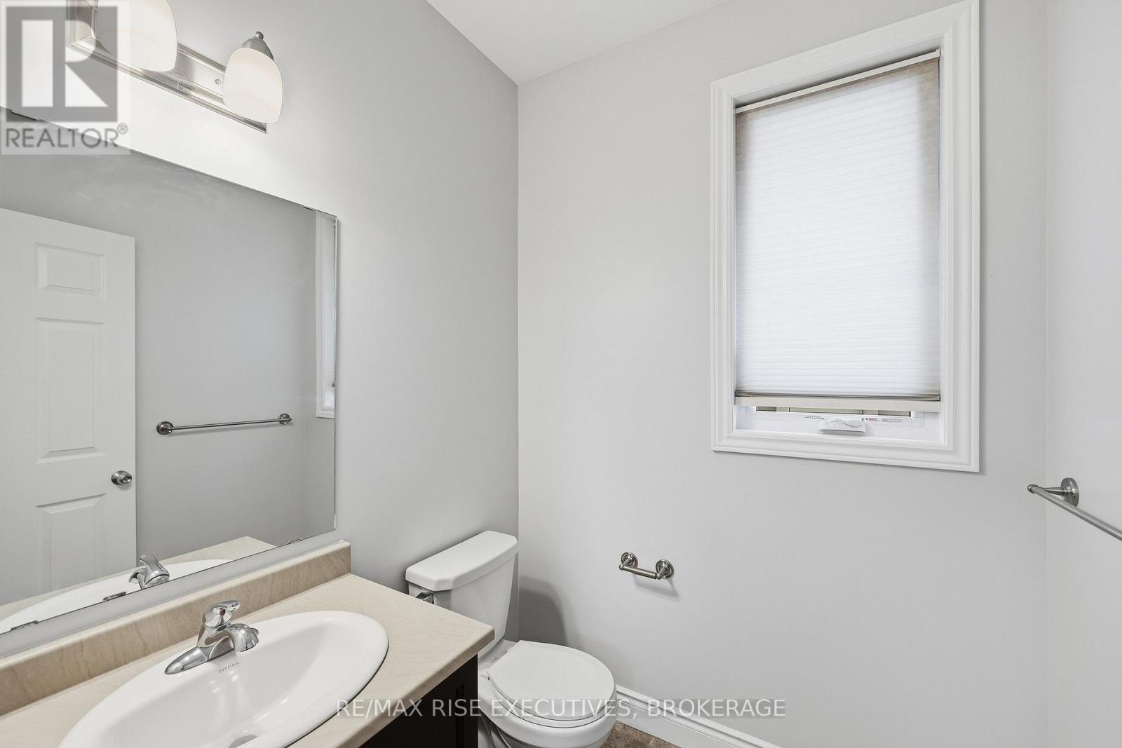567 Beth Crescent Property Photo 20