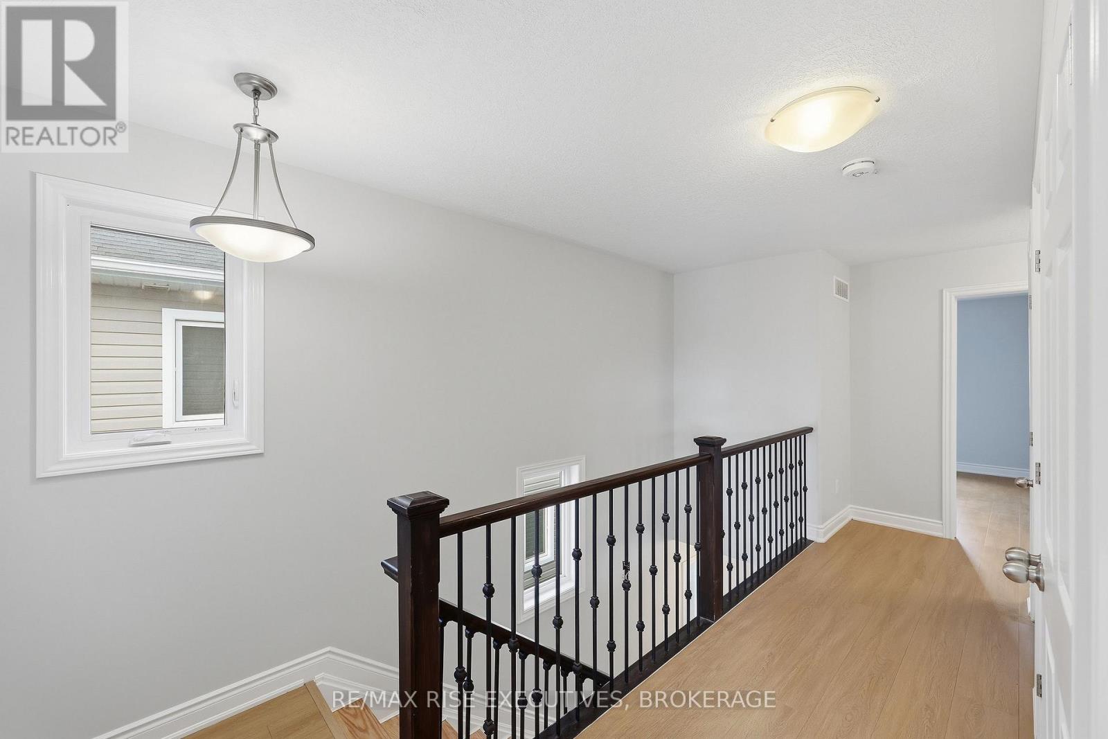 567 Beth Crescent Property Photo 21