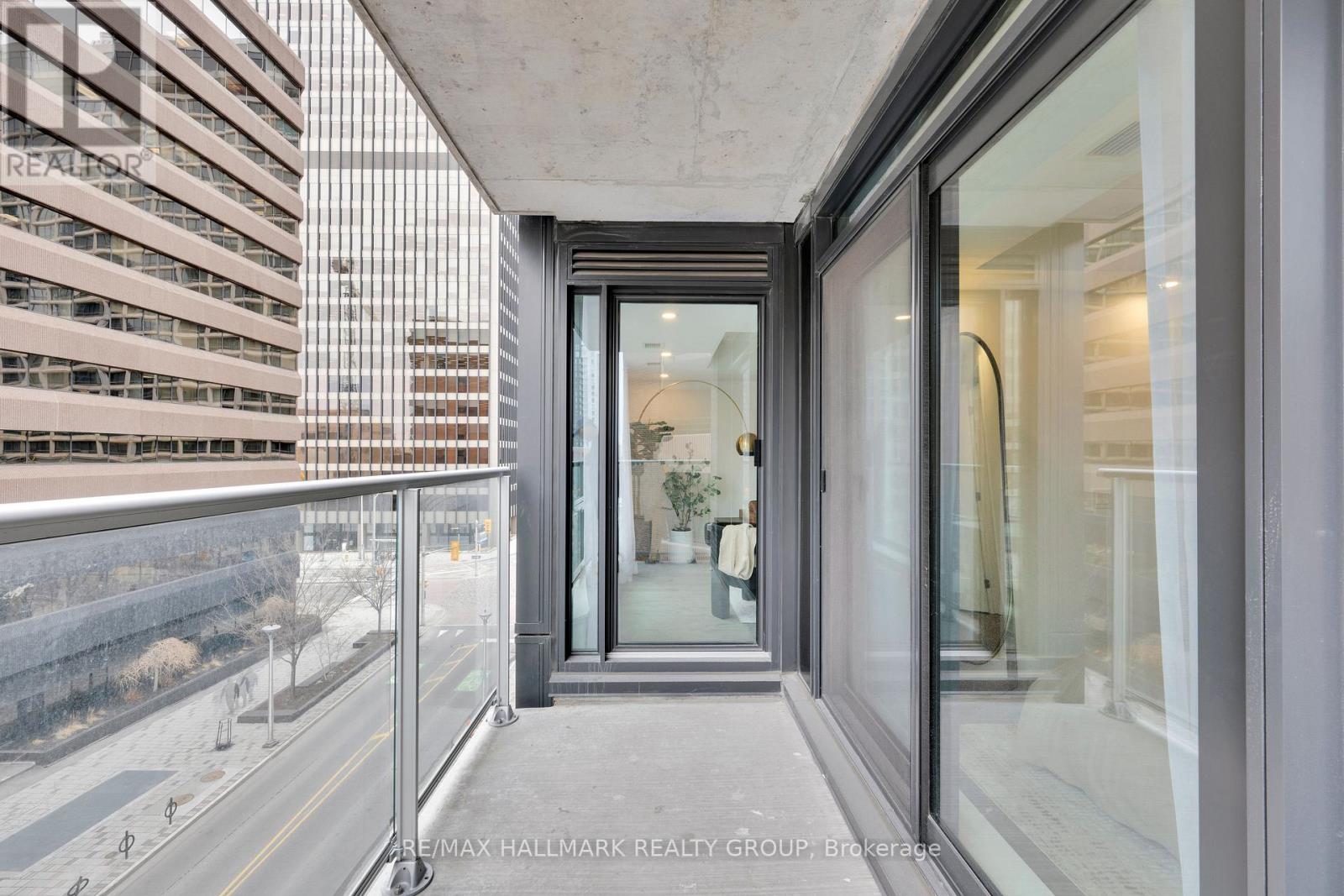 401 - 340 Queen Street Property Photo 21