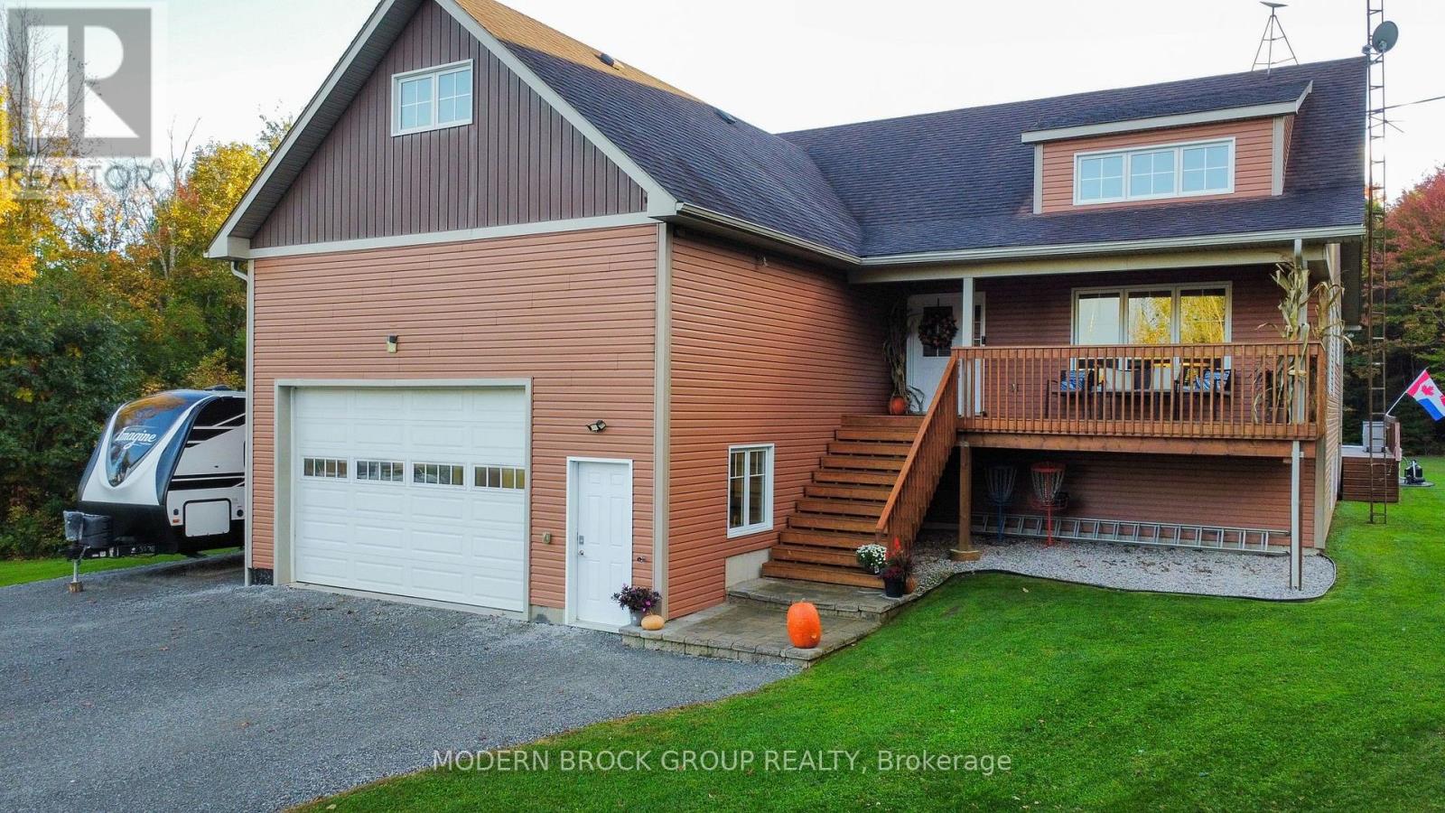 204 County Rd 5 Road Property Photo 2
