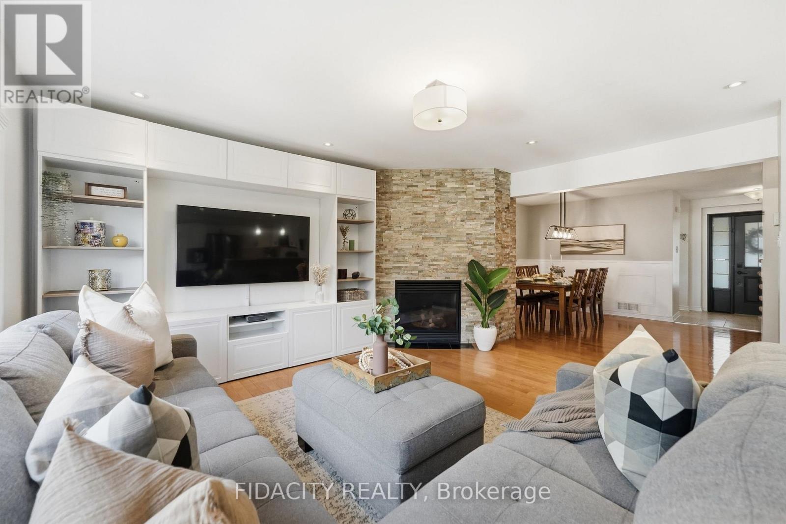 206 Mistral Way Property Photo 10