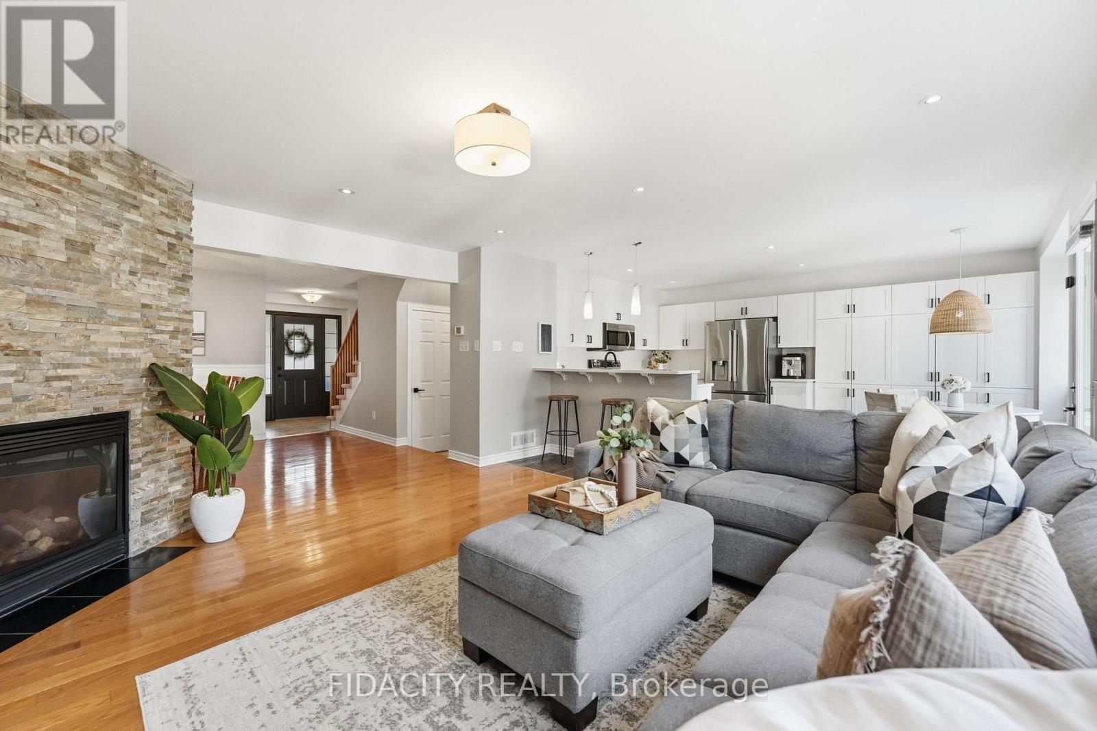 206 Mistral Way Property Photo 11