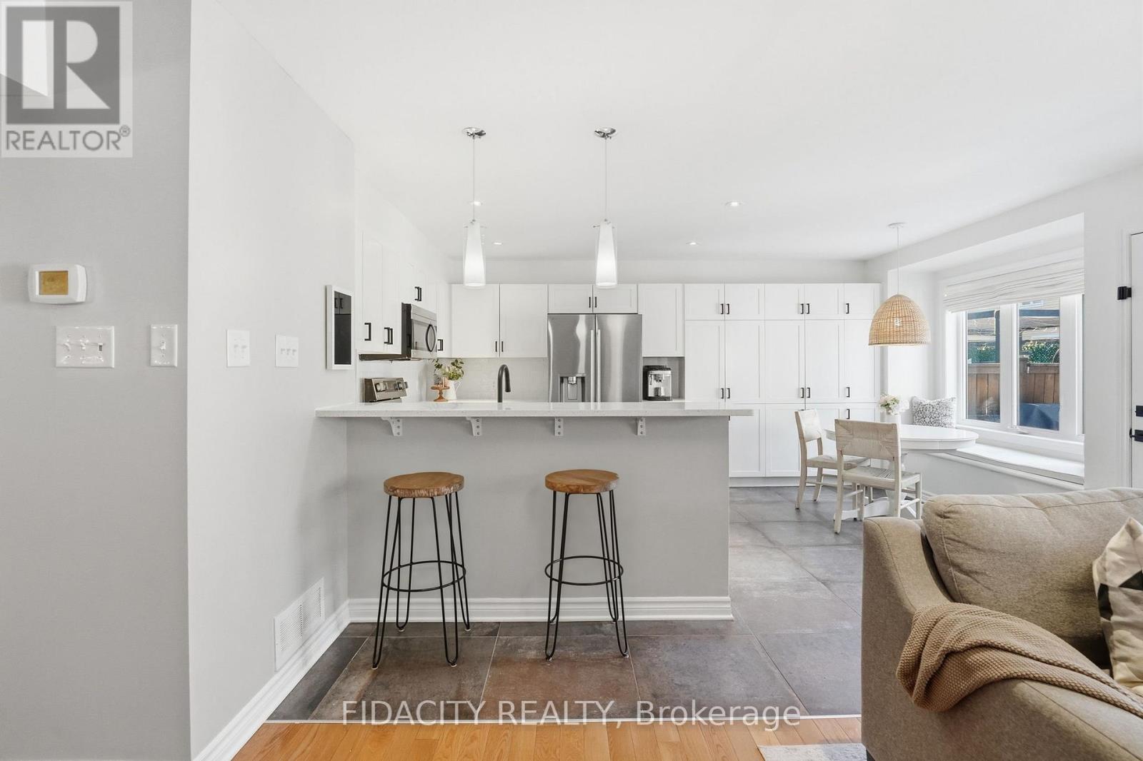 206 Mistral Way Property Photo 12