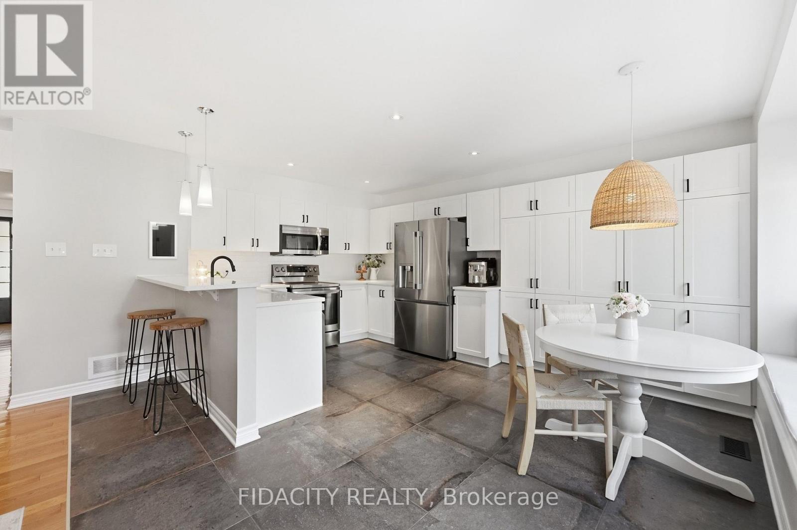 206 Mistral Way Property Photo 15