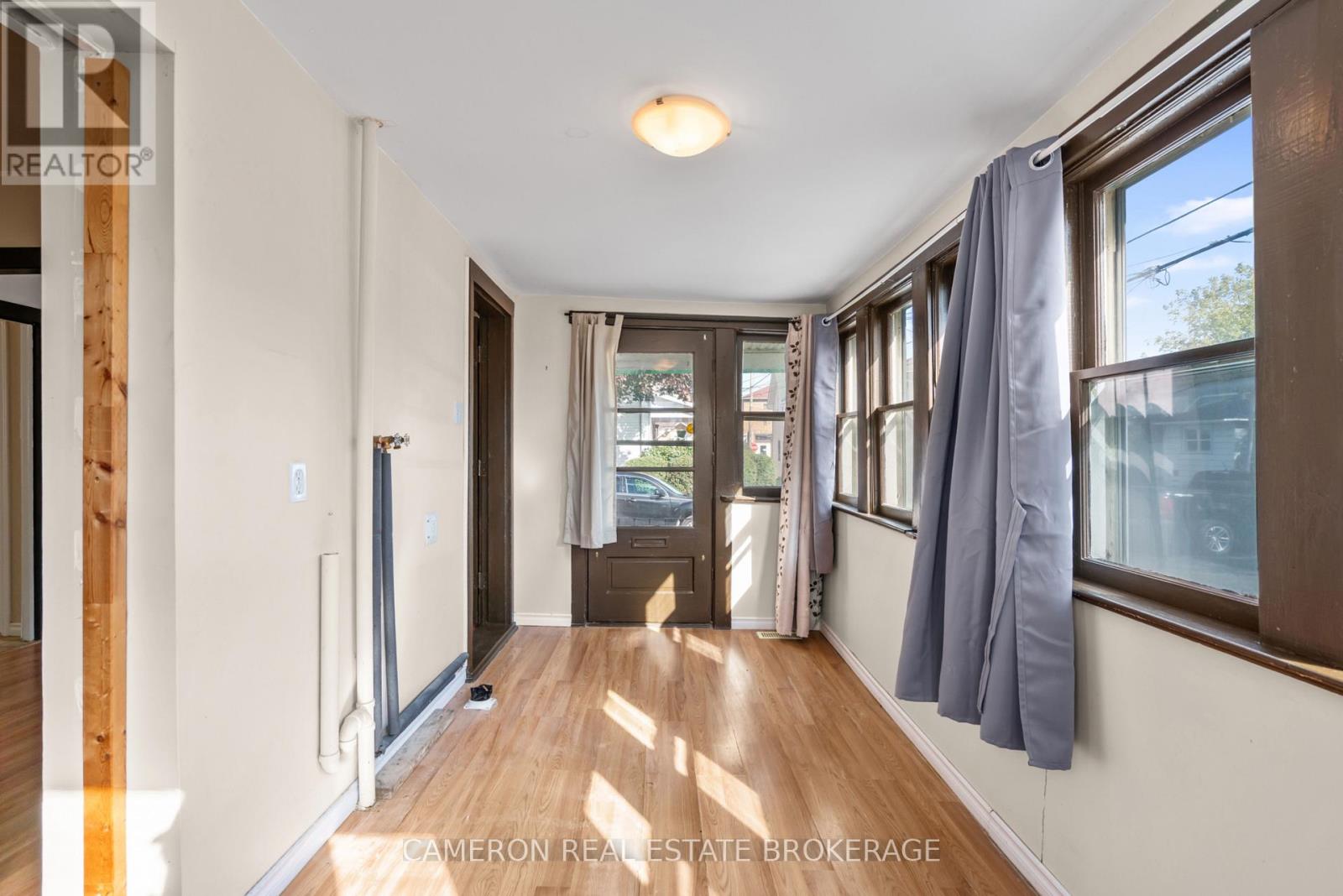 10 Pine Lane Property Photo 2
